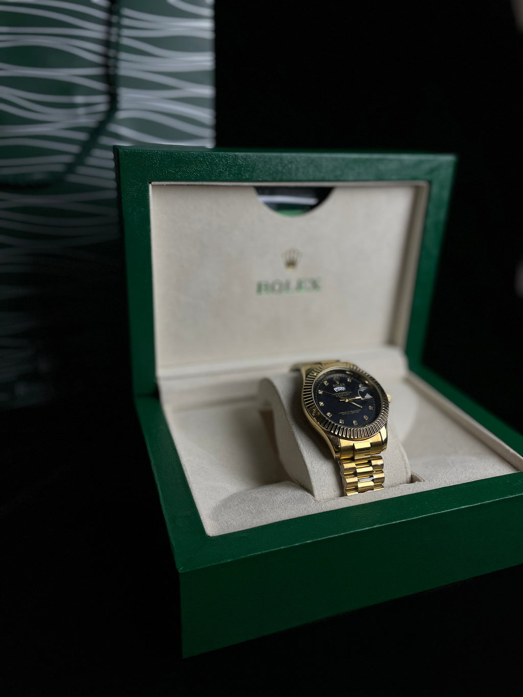 Day&Date Roman Model (Gold)