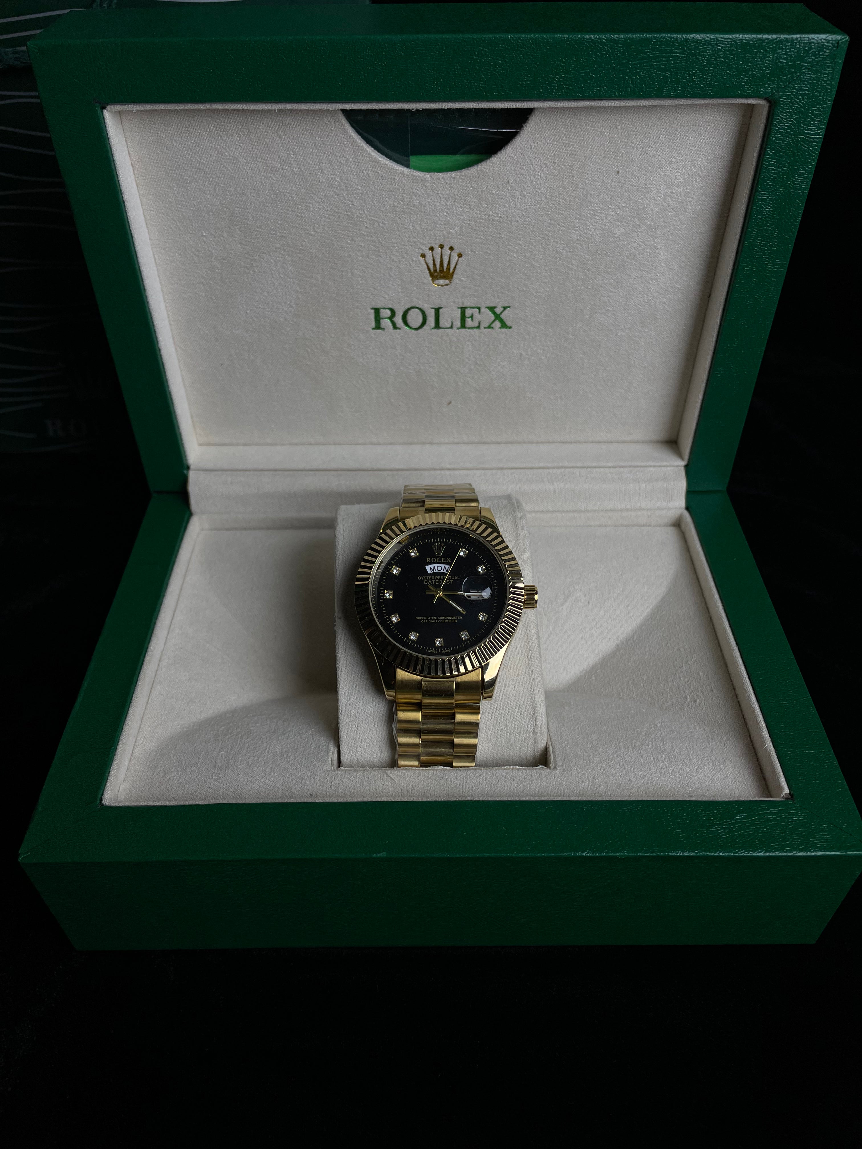 Day&Date Roman Model (Gold)