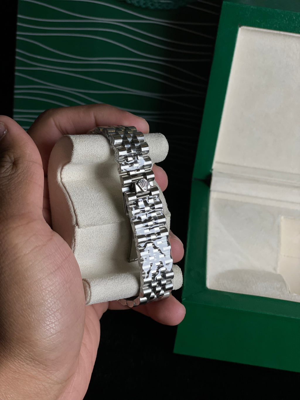New Gmt Chain Model (Bruce wayne)