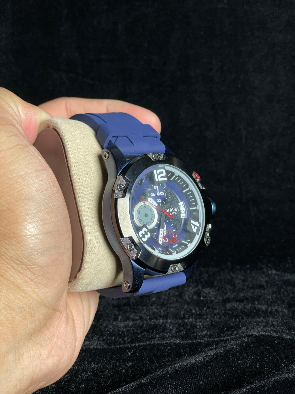 Halei men's sports watch