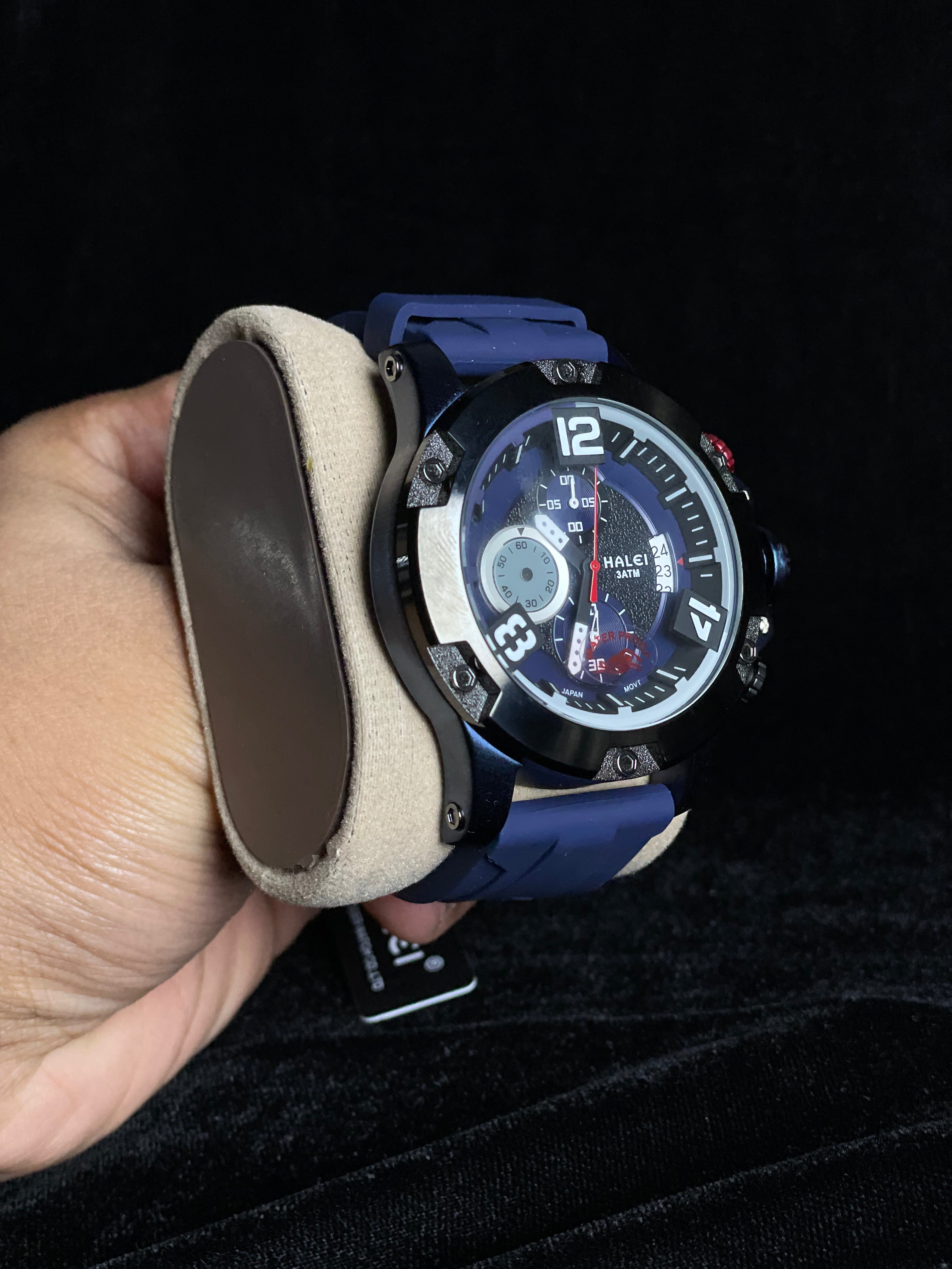 Halei men's sports watch