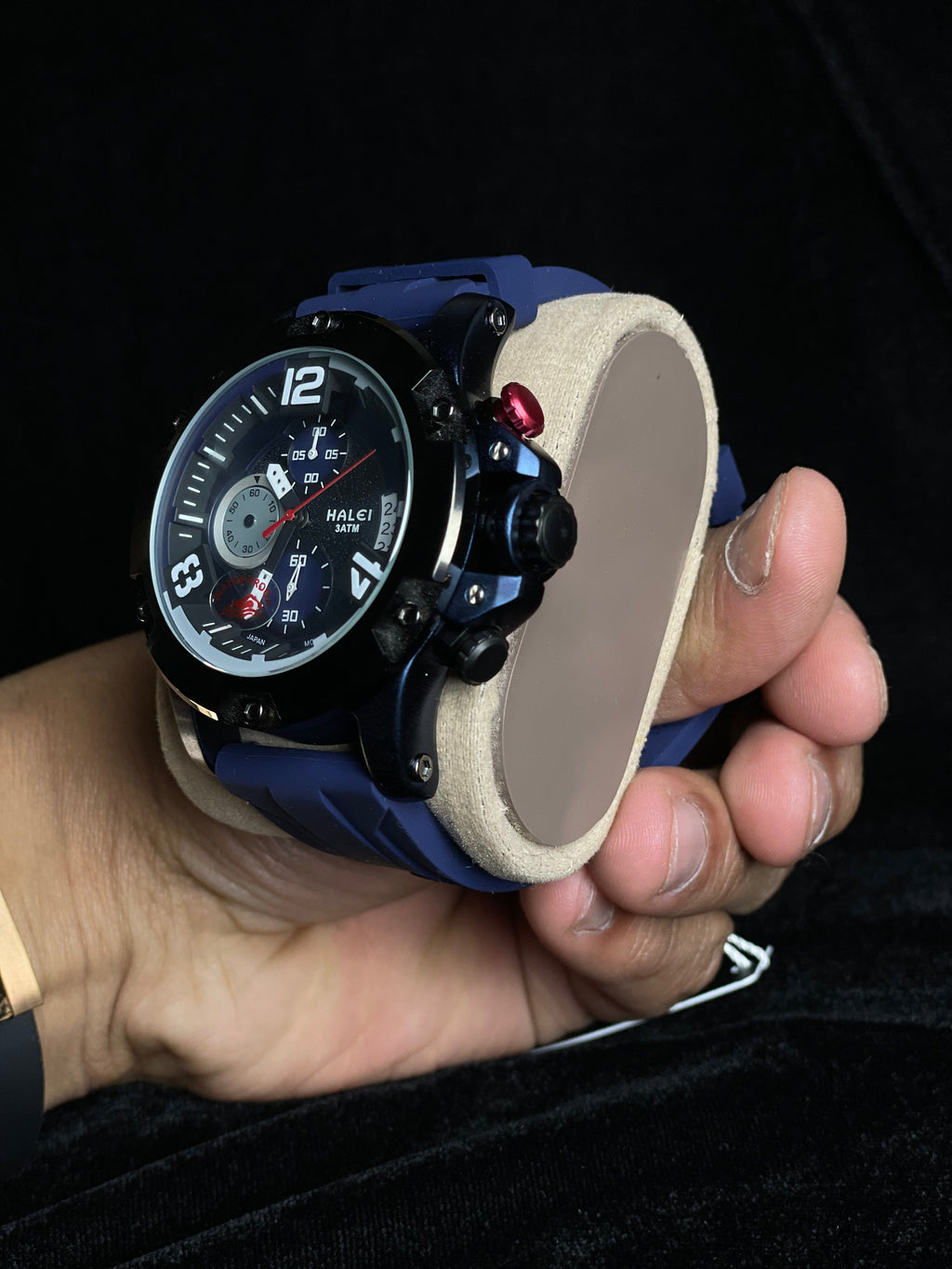 Halei men's sports watch