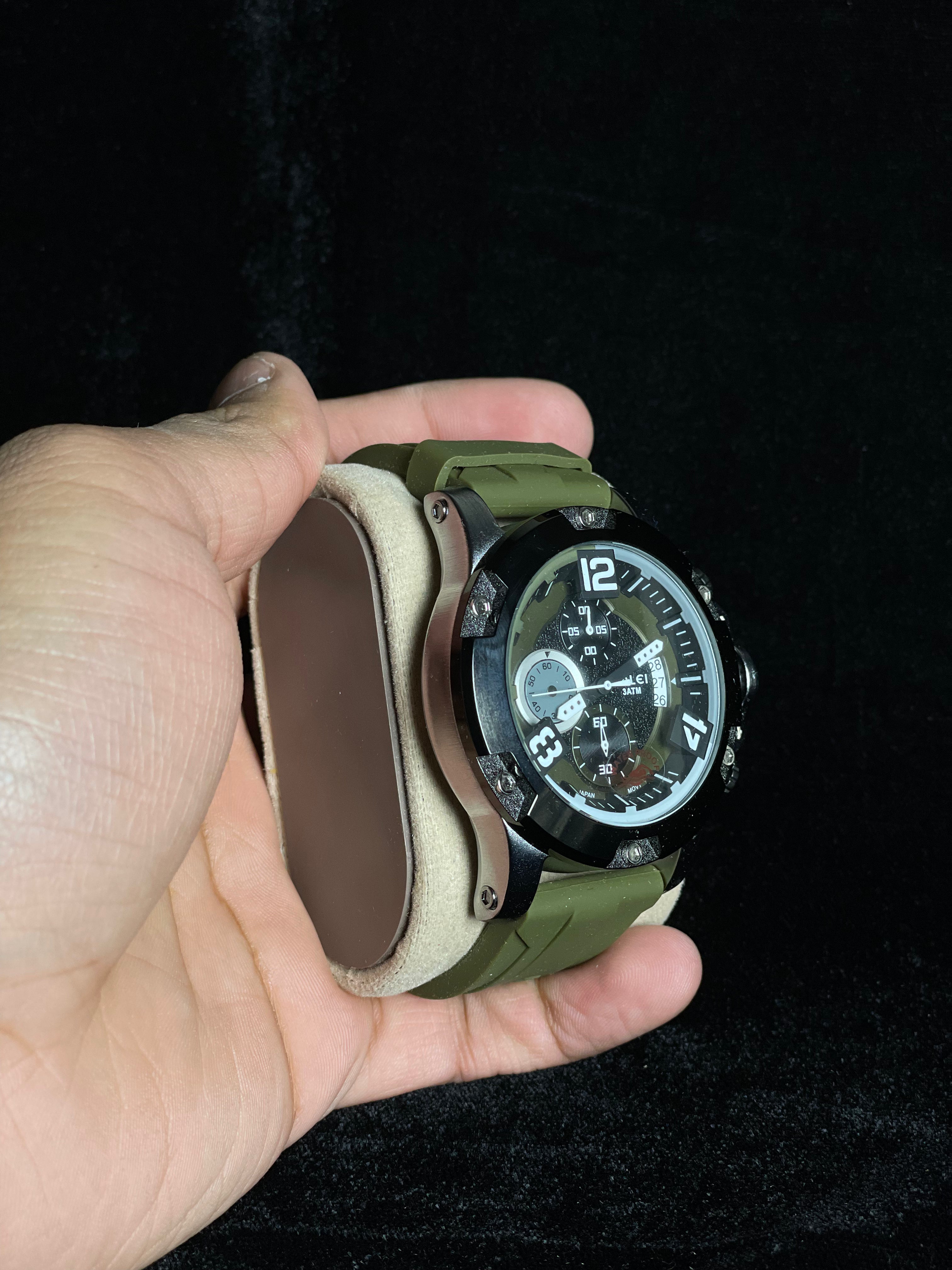 Halei men's sports watch